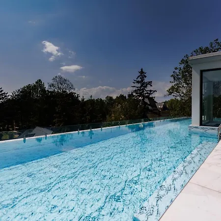 Apartament Bauhaus Penthouse Wellness 1 Siófok