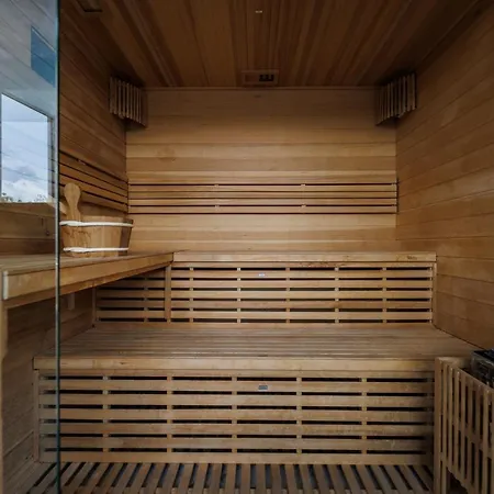 Bauhaus Penthouse Wellness 1 Lägenhet Siófok