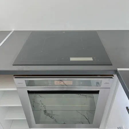 Bauhaus Penthouse Wellness 1 Apartament Siófok