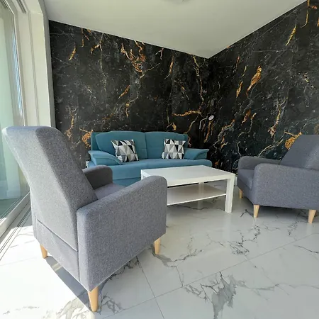 Bauhaus Penthouse Wellness 1 * Siófok