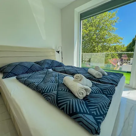 Bauhaus Penthouse Wellness 1