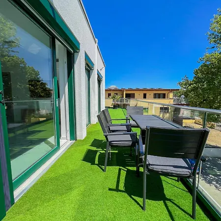 Bauhaus Penthouse Wellness 1