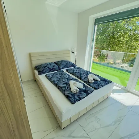 Bauhaus Penthouse Wellness 1 Apartament *