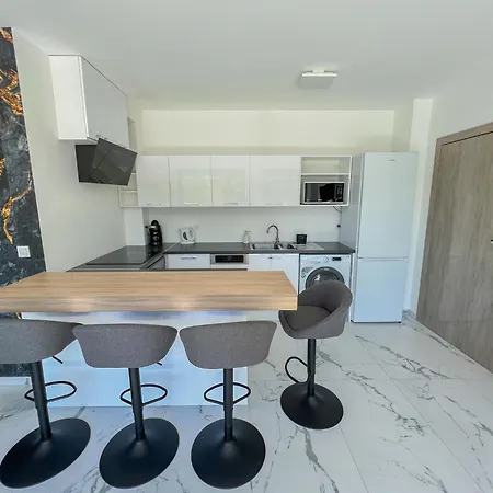 Apartament Bauhaus Penthouse Wellness 1 Siófok