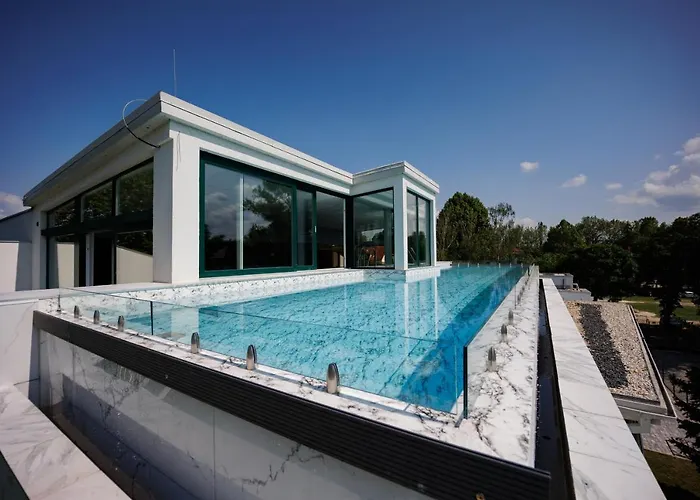 Bauhaus Penthouse Wellness 1