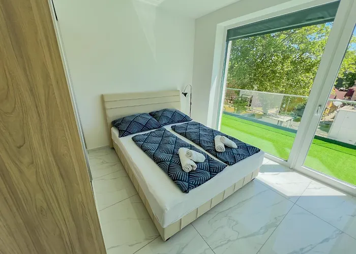Bauhaus Penthouse Wellness 1 Apartment *